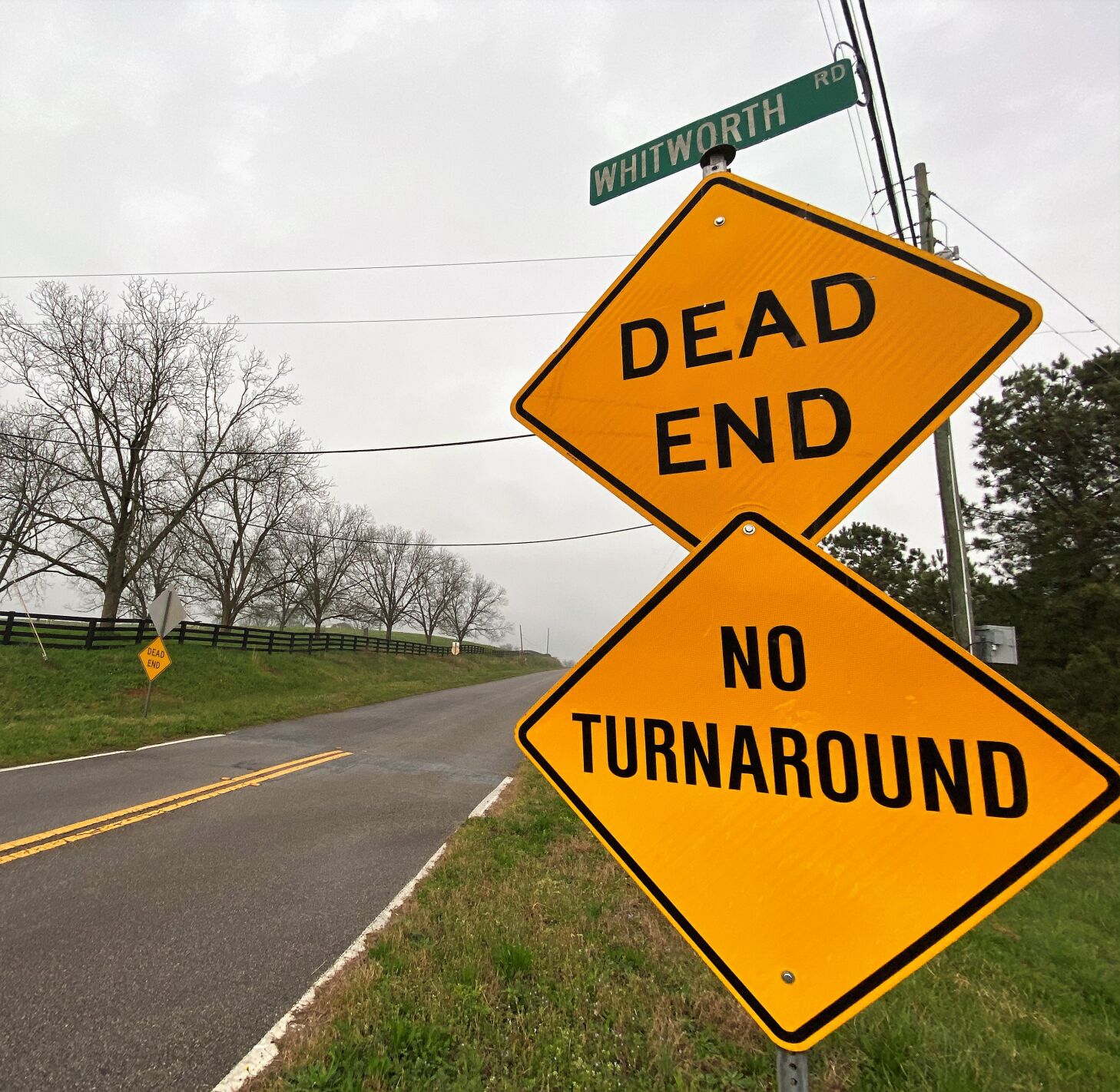 Whitworth Road in Lavonia, Ga., dead-ends into Hartwell Lake